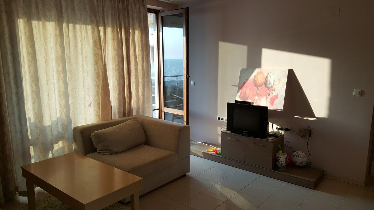 Pomorie Bay Aparthotel Extérieur photo