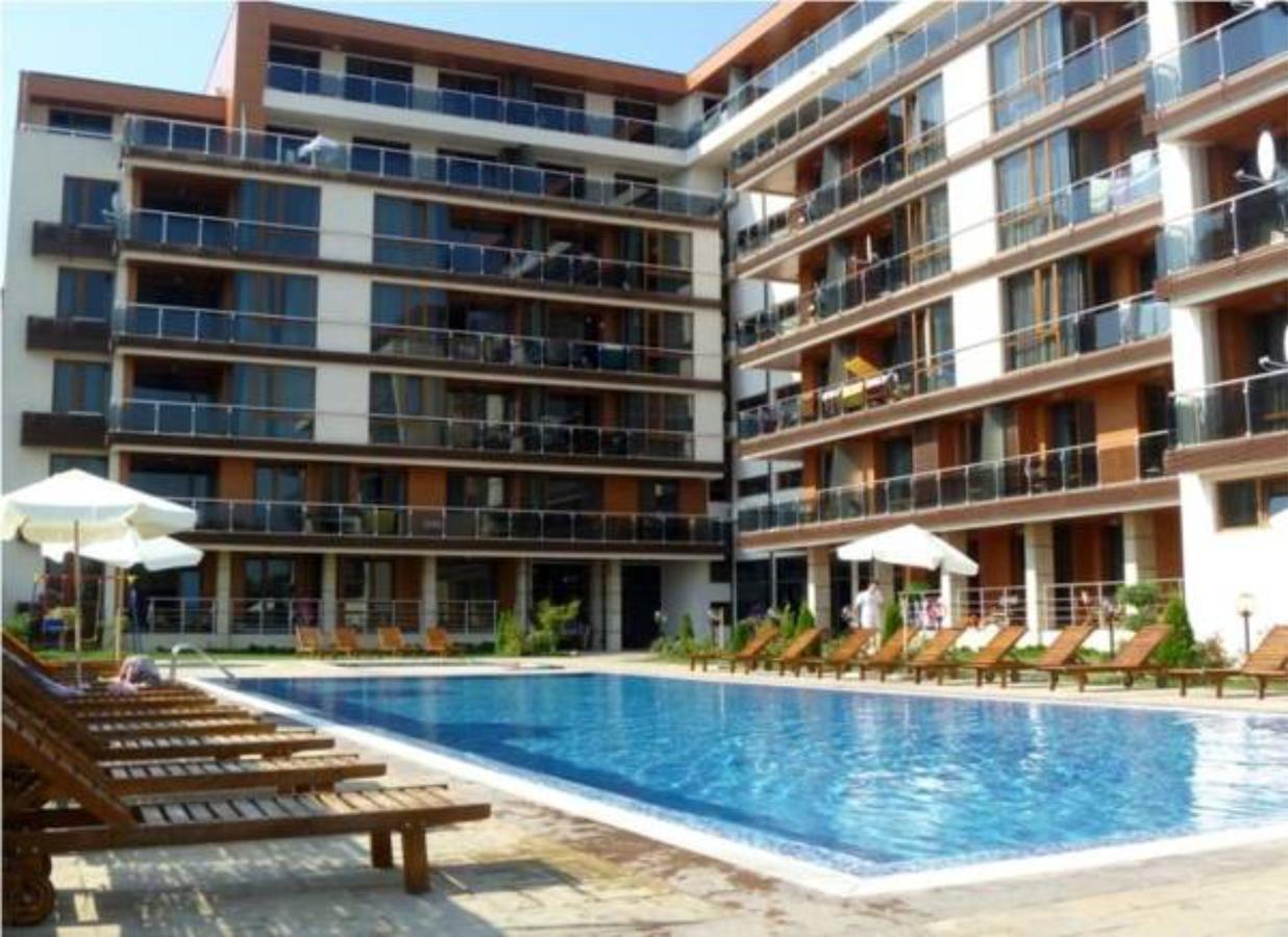 Pomorie Bay Aparthotel Extérieur photo