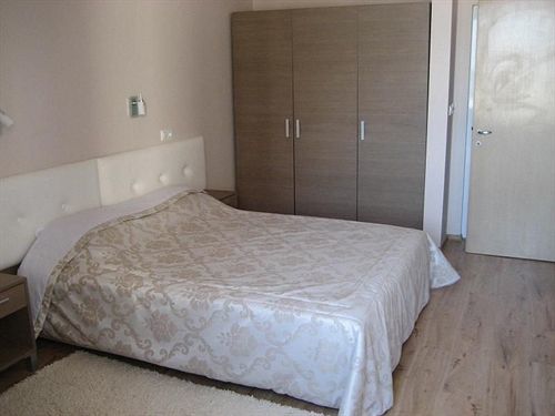Pomorie Bay Aparthotel Extérieur photo